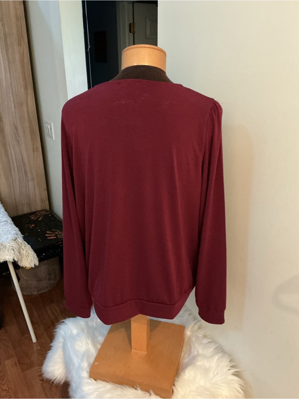 Banana Republic XL Burgundy Surplice Wrap Blouse Long Sleeve NWT - Picture 5 of 15